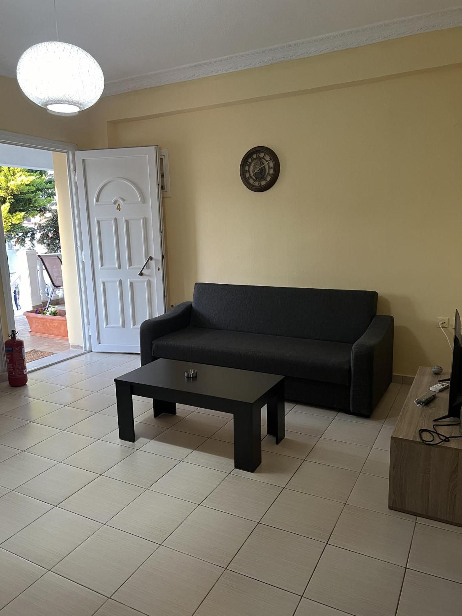 Apartment Plaza Nea Vrasna