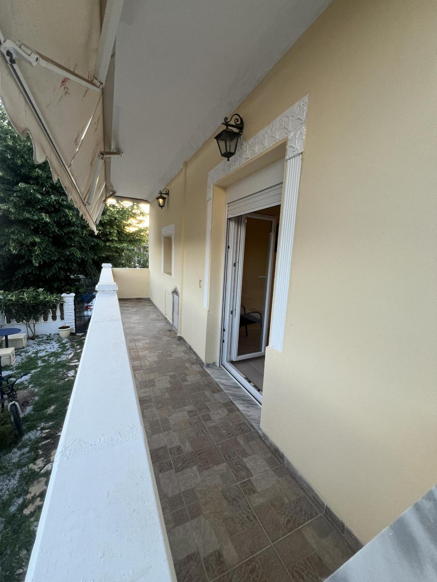 Plaza Apartment